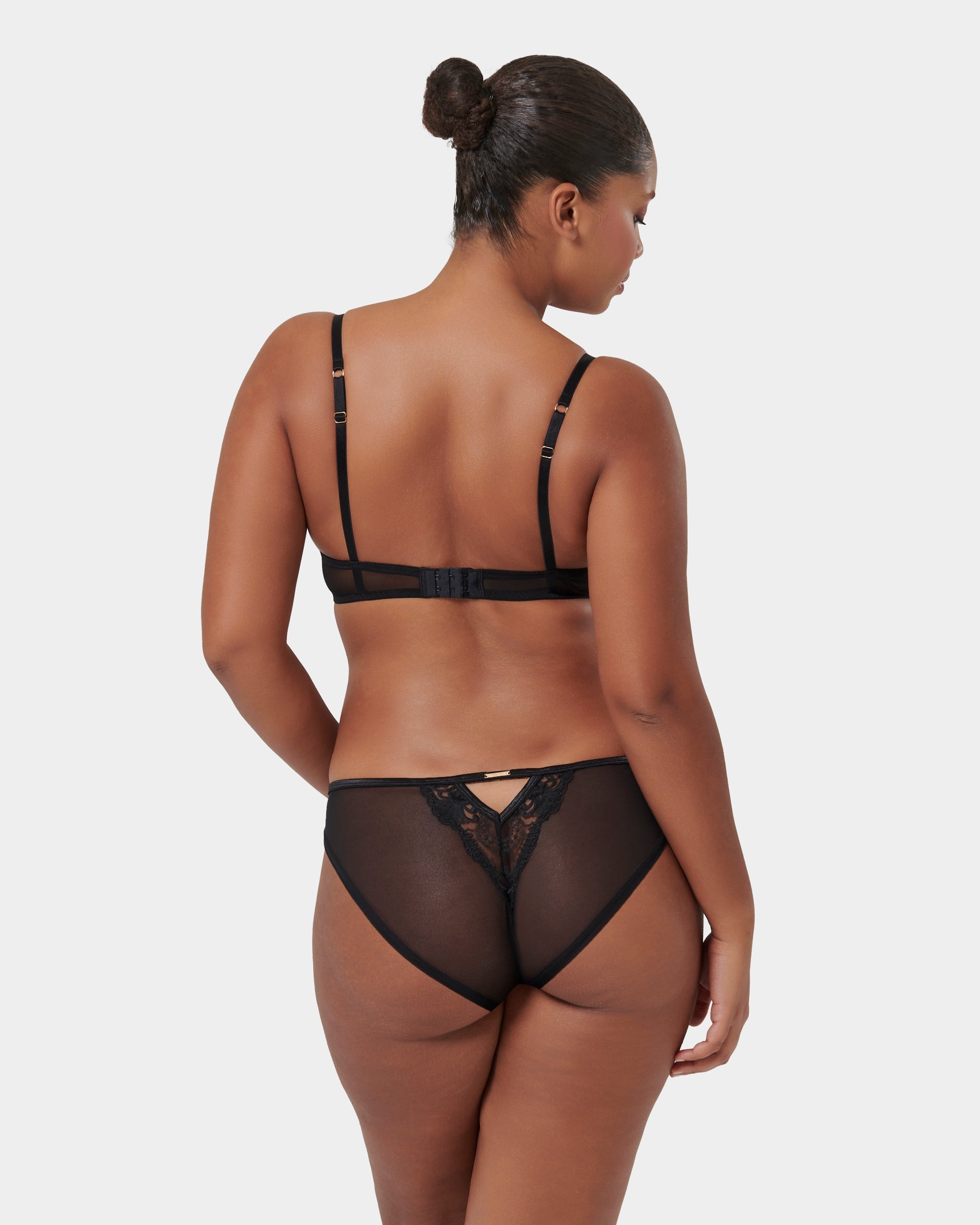 Marseille Culotte avec côtés en tulle Noir