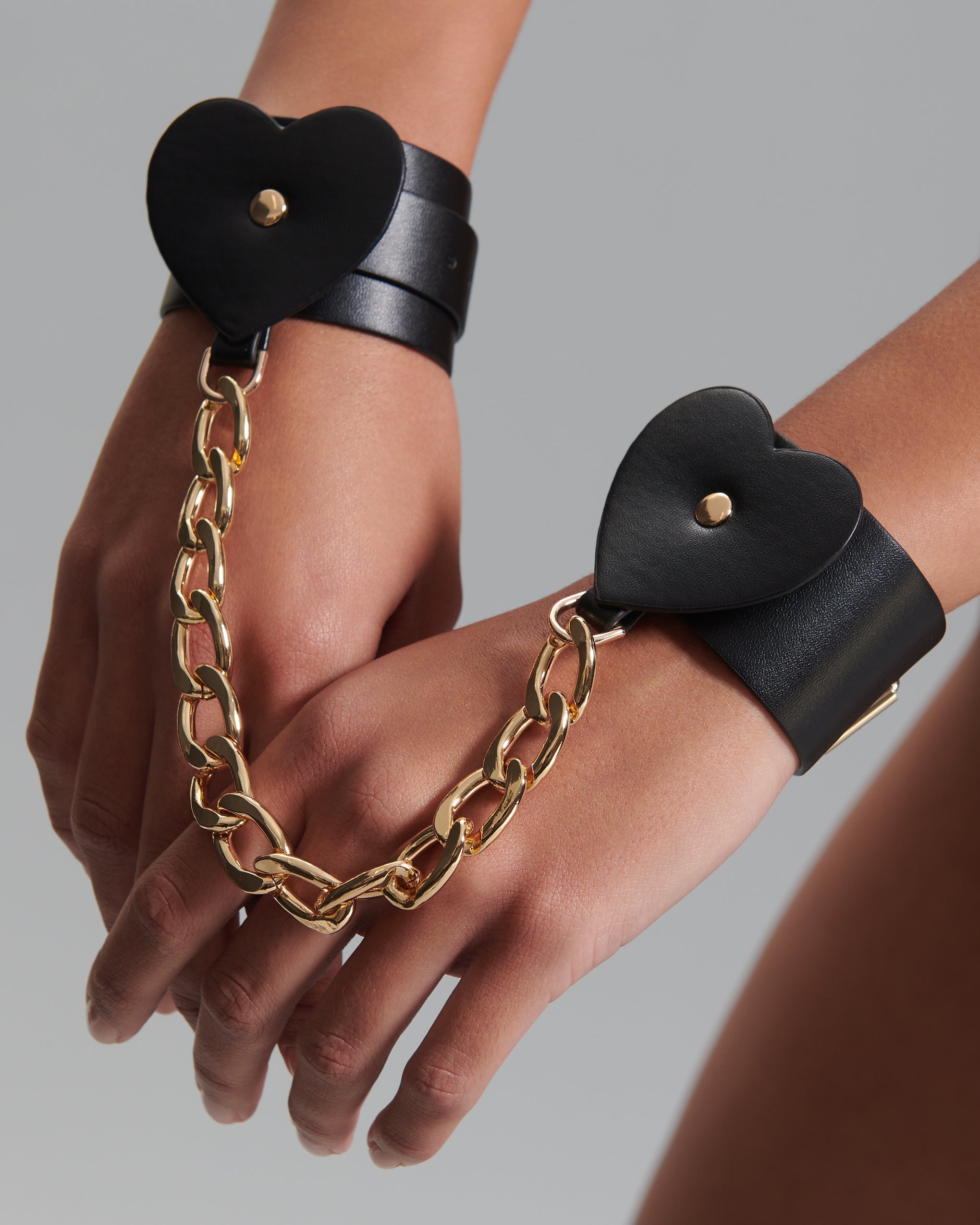 Menottes Salome Noir